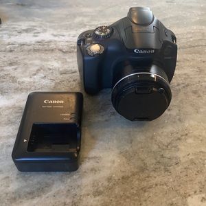 Canon Power Shot SX40 HS Camera